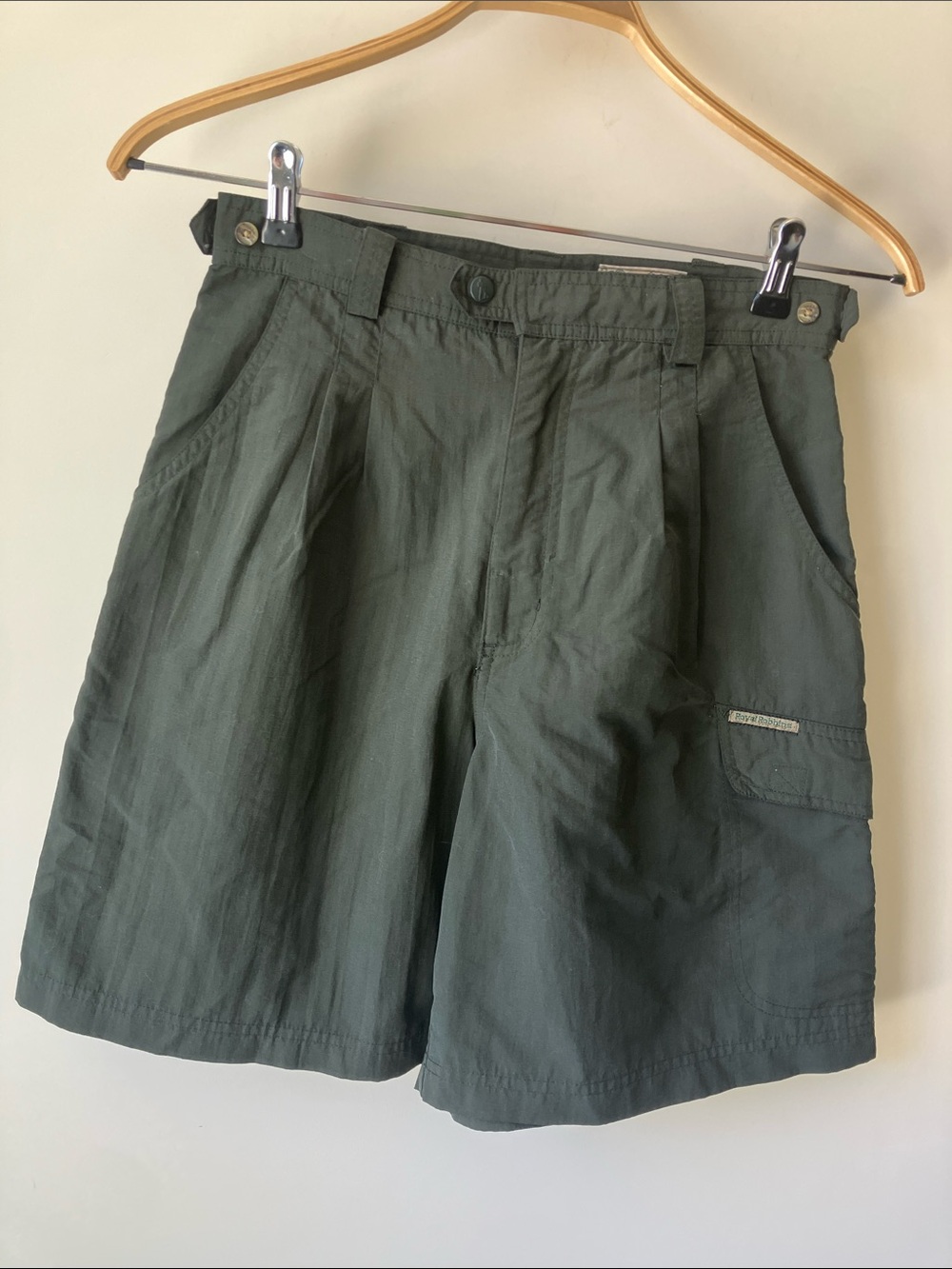 ROYAL ROBBINS Pleated Nylon Hiking Cargo Shorts Dark Olive Green Women's Size 8
